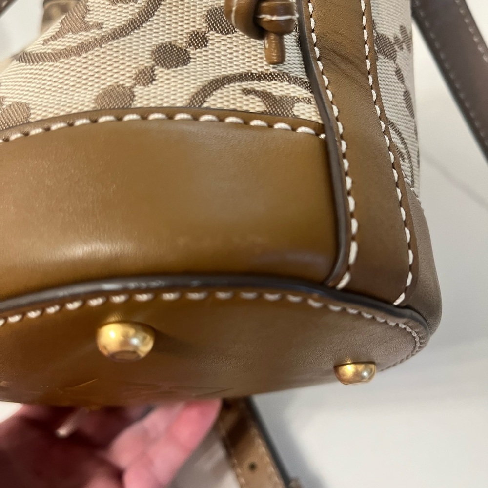 Tory Burch Monogram Bucket Bag - Picture 8 of 8